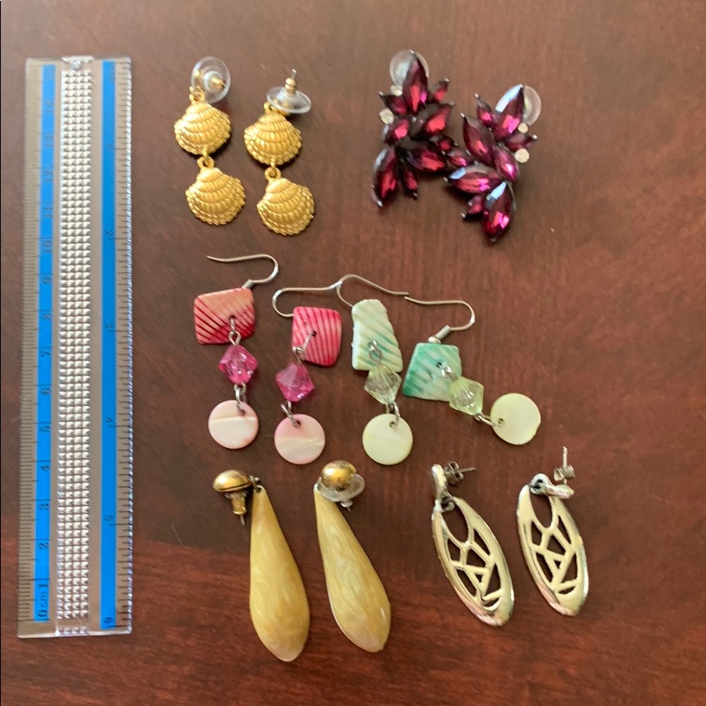 6 Pair Retro Elegant Gold and Red Women's Earrings Set Costume (J132)